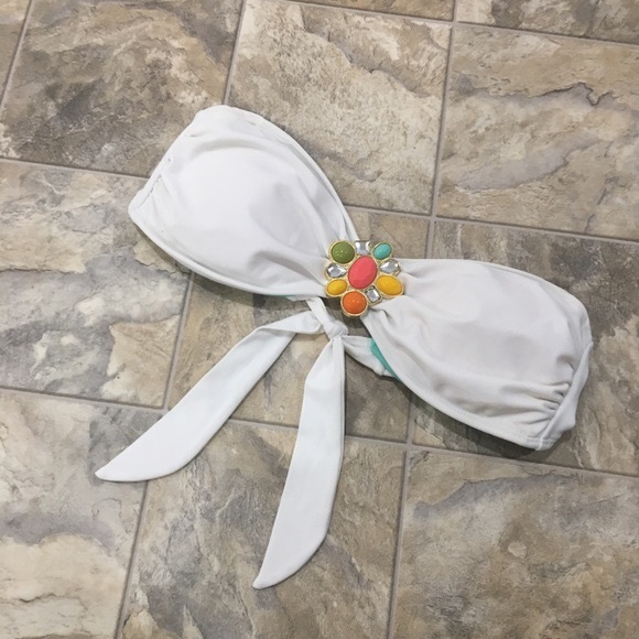 XHILARATION Size M/L ~ Bandeau Bikini Top Summer Beach Pool Resort ~ - Picture 1 of 9